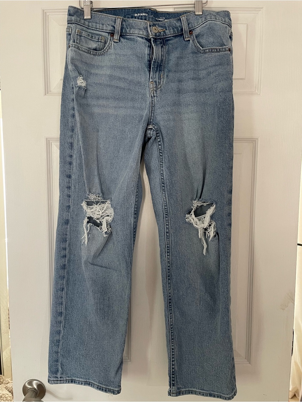 Old Navy Light Blue Distressed Straight Leg Women’s Jeans